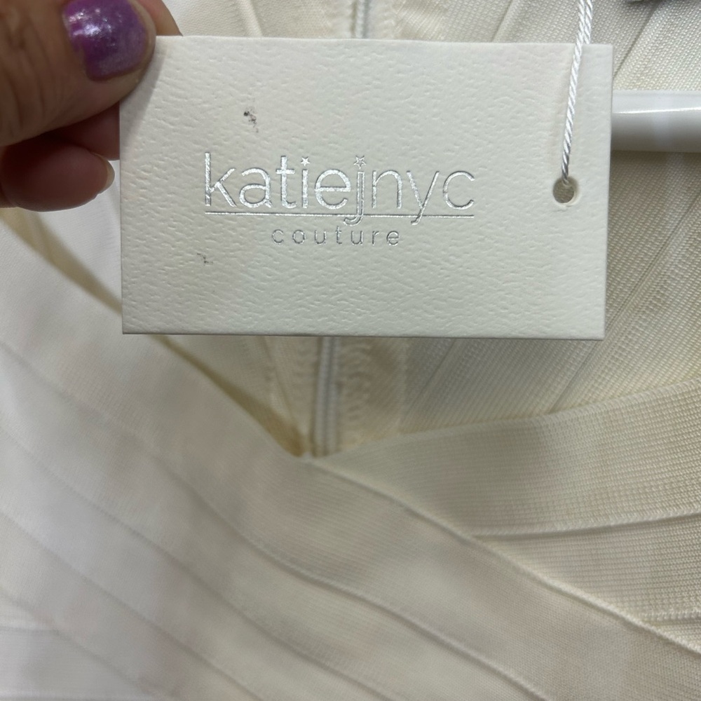 Katie J NYC Elegant Cream dress